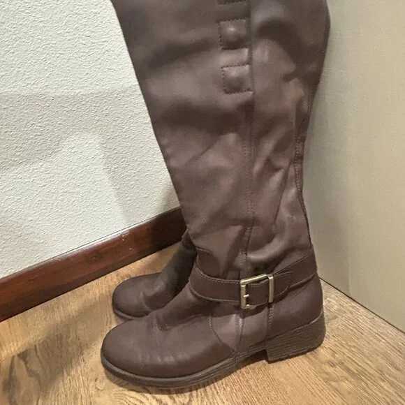Born BOC Tall Women's Brown Knee High Boots Size 10 Lightly Used - Picture 3 of 9